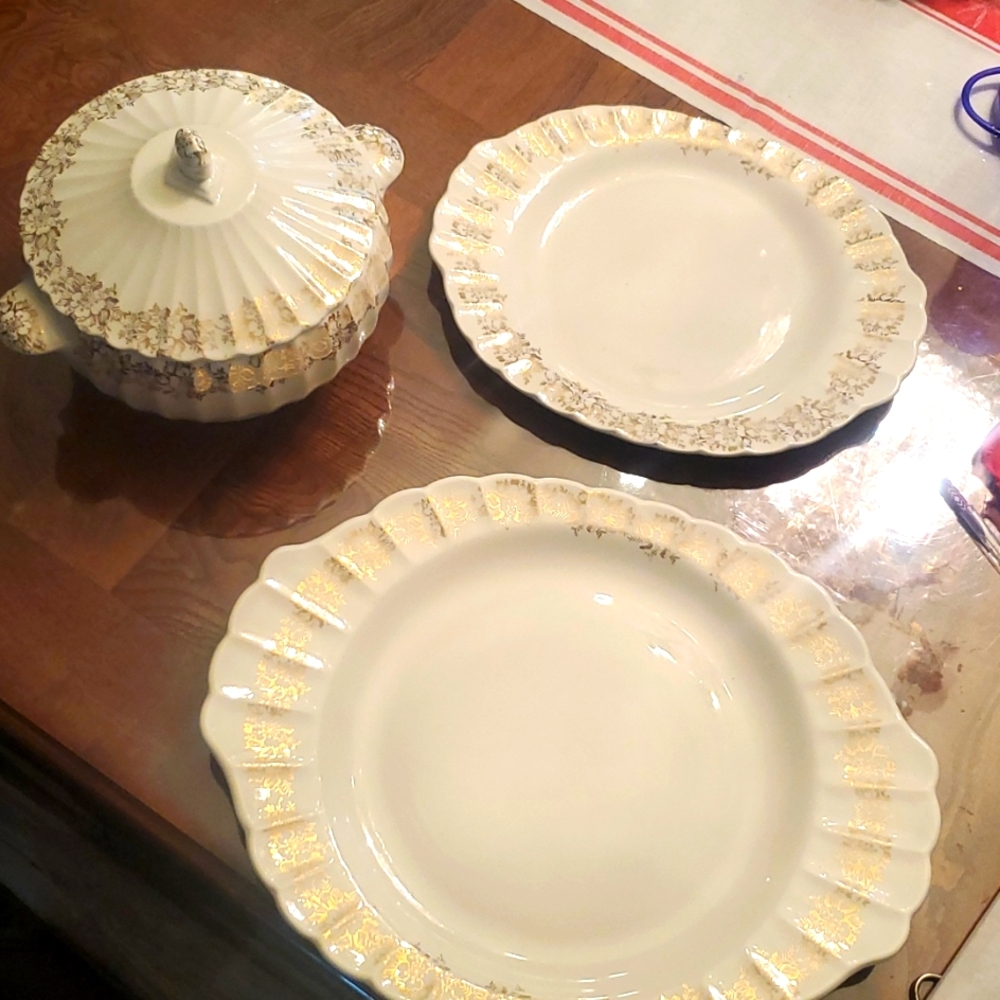 Beautiful Serving Set